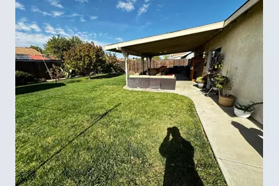 831 El Pinal Ln, Los Banos, CA 93635 - Photo 8