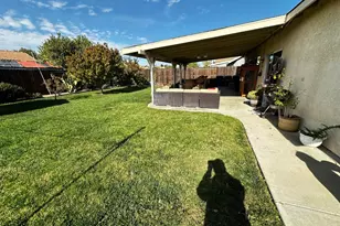 831 El Pinal Ln, Los Banos, CA 93635 - Photo 8