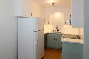 1124 Hollywood Ave 3, Oakland, CA 94602 - Photo 2