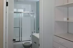 1124 Hollywood Ave 3, Oakland, CA 94602 - Photo 4