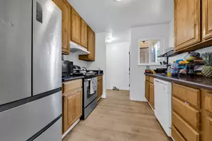 2243 Cooley Ave, East Palo Alto, CA 94303 - Photo 10