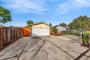 2243 Cooley Ave, East Palo Alto, CA 94303 - Photo 4