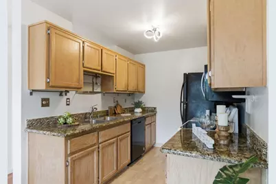 72 Bayside Ct, Richmond, CA 94804 - Photo 10