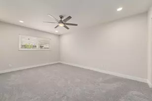 319 Churchill Pl, Gilroy, CA 95020 - Photo 20