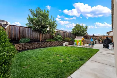 2875 Walker Way, Hollister, CA 95023 - Photo 42