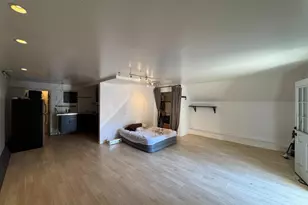 370 Bartlett St 2, San Francisco, CA 94110 - Photo 32