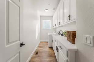 2360 Sunflower Cir, Gilroy, CA 95020 - Photo 32