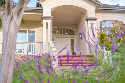 2360 Sunflower Cir, Gilroy, CA 95020 - Photo 2