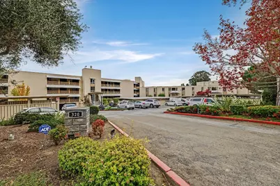 320 Vallejo Dr 18, Millbrae, CA 94030 - Photo 2