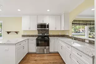 6361 Whaley Dr, San Jose, CA 95135 - Photo 8