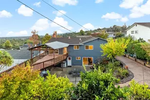 3848 Vineyard Dr, Redwood City, CA 94061 - Photo 32