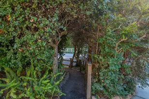 25315 Flanders Dr, Carmel, CA 93923 - Photo 4