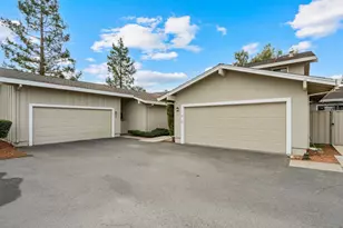 30 Donnas Ln, Hollister, CA 95023 - Photo 2