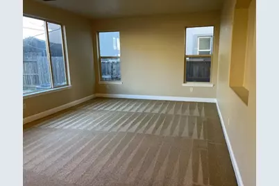 8747 Gessnger Dr, Elk Grove, CA 95624 - Photo 4