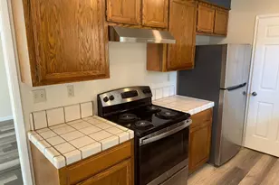 1053 Riker St 6, Salinas, CA 93901 - Photo 6