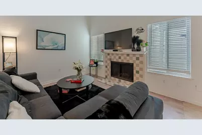 5860 Alexandria Pl, Stockton, CA 95207 - Photo 2