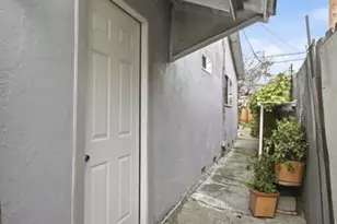 866 McCreery Ave, San Jose, CA 95116 - Photo 24