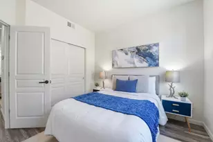 566 Almaden Walk Loop, San Jose, CA 95125 - Photo 20