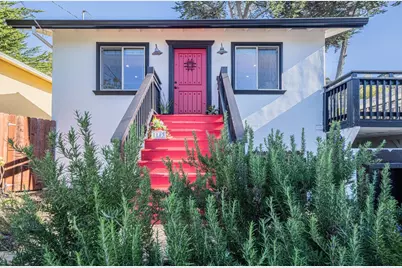 1113 Presidio Blvd, Pacific Grove, CA 93950 - Photo 1