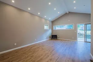 1113 Presidio Blvd, Pacific Grove, CA 93950 - Photo 12