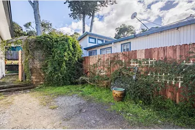 1113 Presidio Blvd, Pacific Grove, CA 93950 - Photo 28