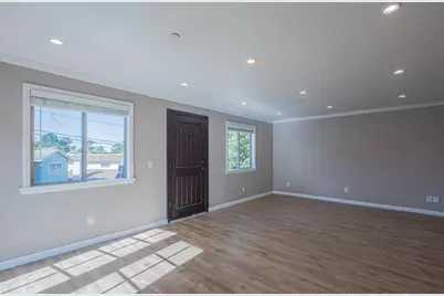 1113 Presidio Blvd, Pacific Grove, CA 93950 - Photo 6