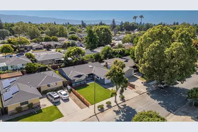 2495 Malaga Dr, San Jose, CA 95125 - Photo 38