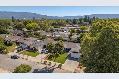 2495 Malaga Dr, San Jose, CA 95125 - Photo 40