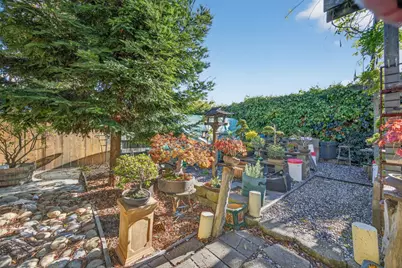 1318 Huron Ave, San Mateo, CA 94401 - Photo 38