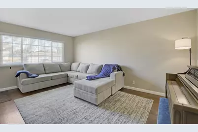 760 Welburn Ave, Gilroy, CA 95020 - Photo 10