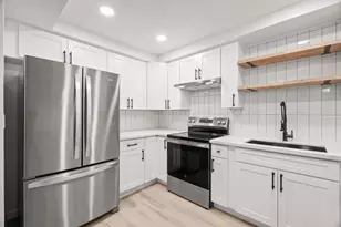 1033 Crestview Dr 207, Mountain View, CA 94040 - Photo 6