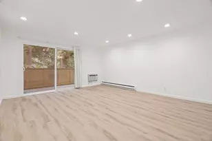 1033 Crestview Dr 207, Mountain View, CA 94040 - Photo 10