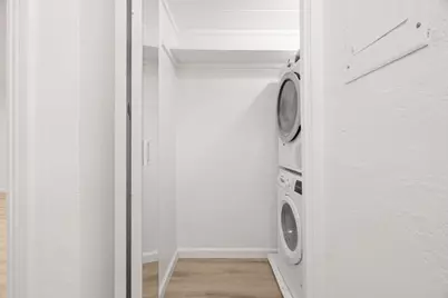 1033 Crestview Dr 207, Mountain View, CA 94040 - Photo 22