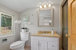 12387 Stonebrook Dr, Los Altos Hills, CA 94022 - Photo 38