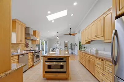 12387 Stonebrook Dr, Los Altos Hills, CA 94022 - Photo 28