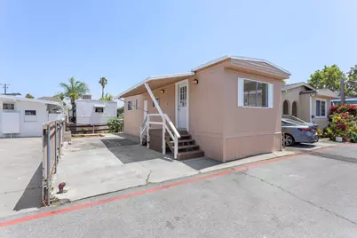 555 McLaughlin Ave 42, San Jose, CA 95116 - Photo 2
