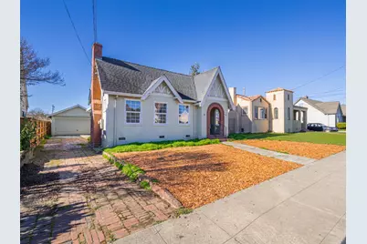 33 Roosevelt St, Watsonville, CA 95076 - Photo 2