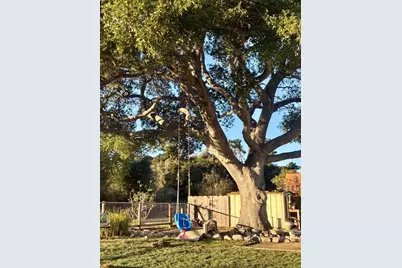 20120 Portola Dr, Salinas, CA 93908 - Photo 34