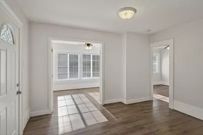 937 S 7th St, San Jose, CA 95112 - Photo 4