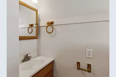 937 S 7th St, San Jose, CA 95112 - Photo 12