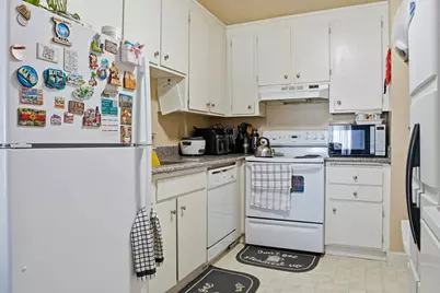 678 Hillside Blvd, Daly City, CA 94014 - Photo 8