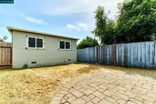 2317 Virginia Ave, Richmond, CA 94804 - Photo 6