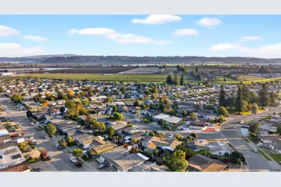 8 Carita Ct, Watsonville, CA 95076 - Photo 32