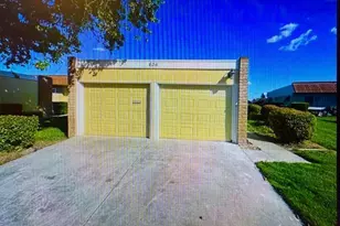 636 Yellowstone Dr, Vacaville, CA 95687 - Photo 2