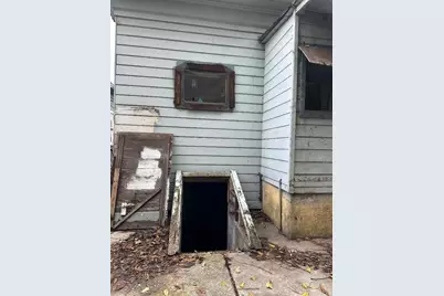 417 E Saint James St, San Jose, CA 95112 - Photo 16