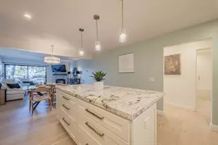 250 Forest Ridge Rd 27, Monterey, CA 93940 - Photo 18