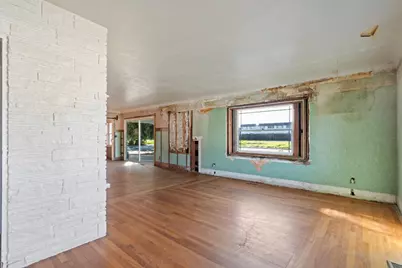 653 South St, Hollister, CA 95023 - Photo 8