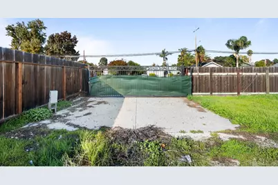 653 South St, Hollister, CA 95023 - Photo 30