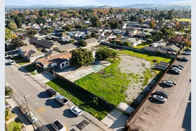 653 South St, Hollister, CA 95023 - Photo 40