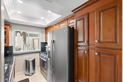 1384 N Loop Dr, San Jose, CA 95126 - Photo 6